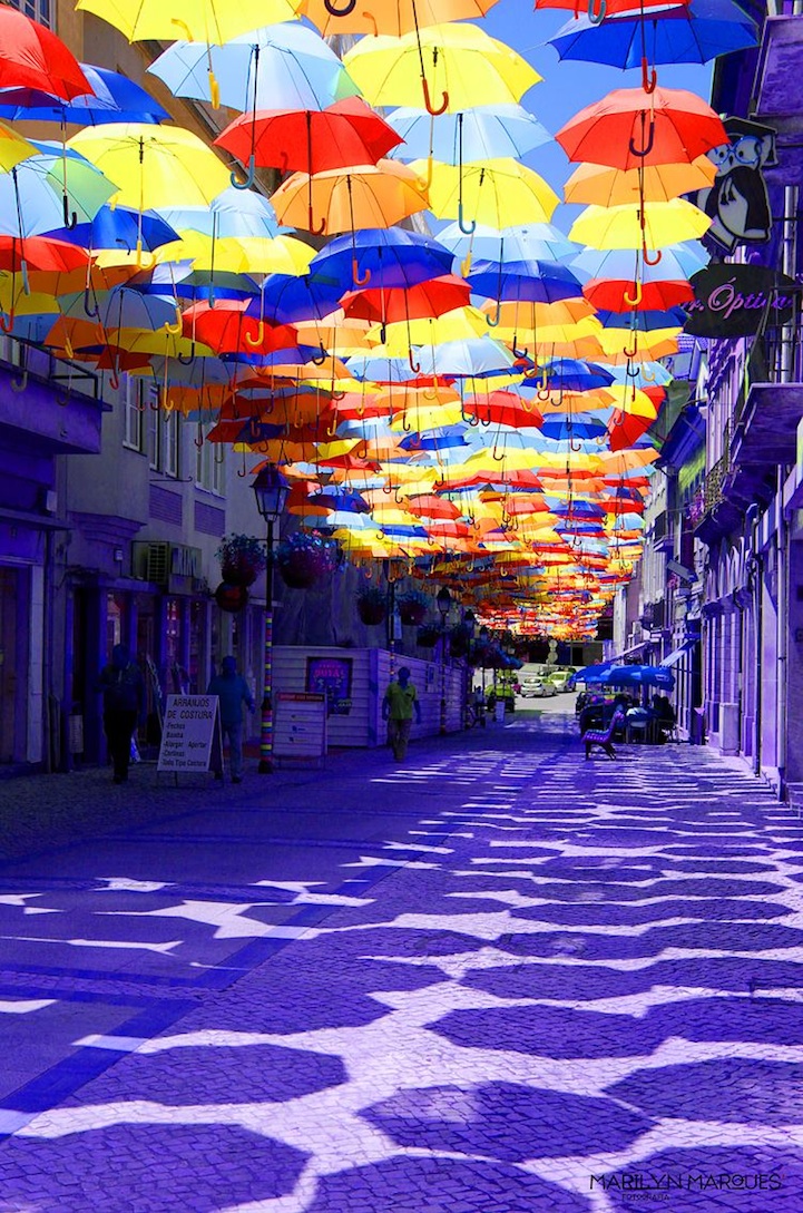 umbrellas00.jpg