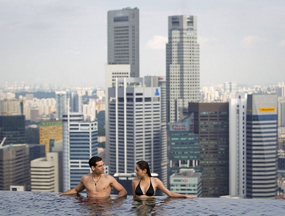marina-bay-sands-hotel-in-singapore-8.jpg