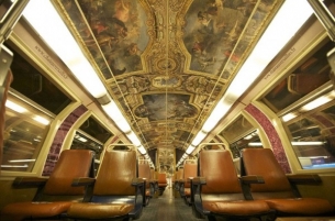 parisian-rer-train-transformed-like-vers.jpg