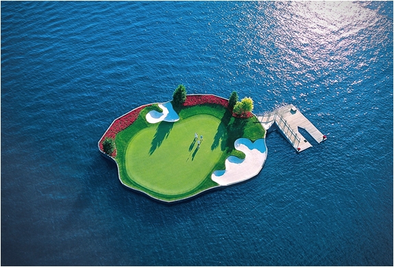 floating-green-coeur-dalene-golf-course.jpg