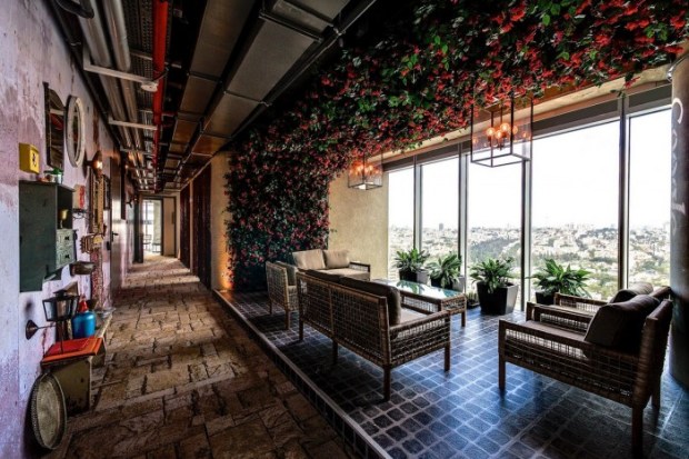 contemporary-google-office-headquarters-in-tel-aviv-israel-11.jpeg