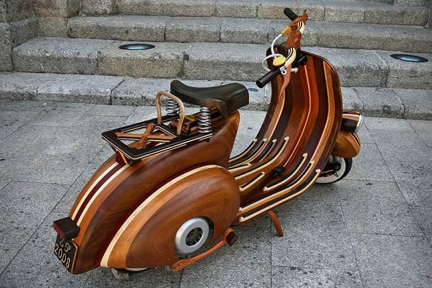 wooden-vespa-scooter-by-carlos-alberto-3.jpg