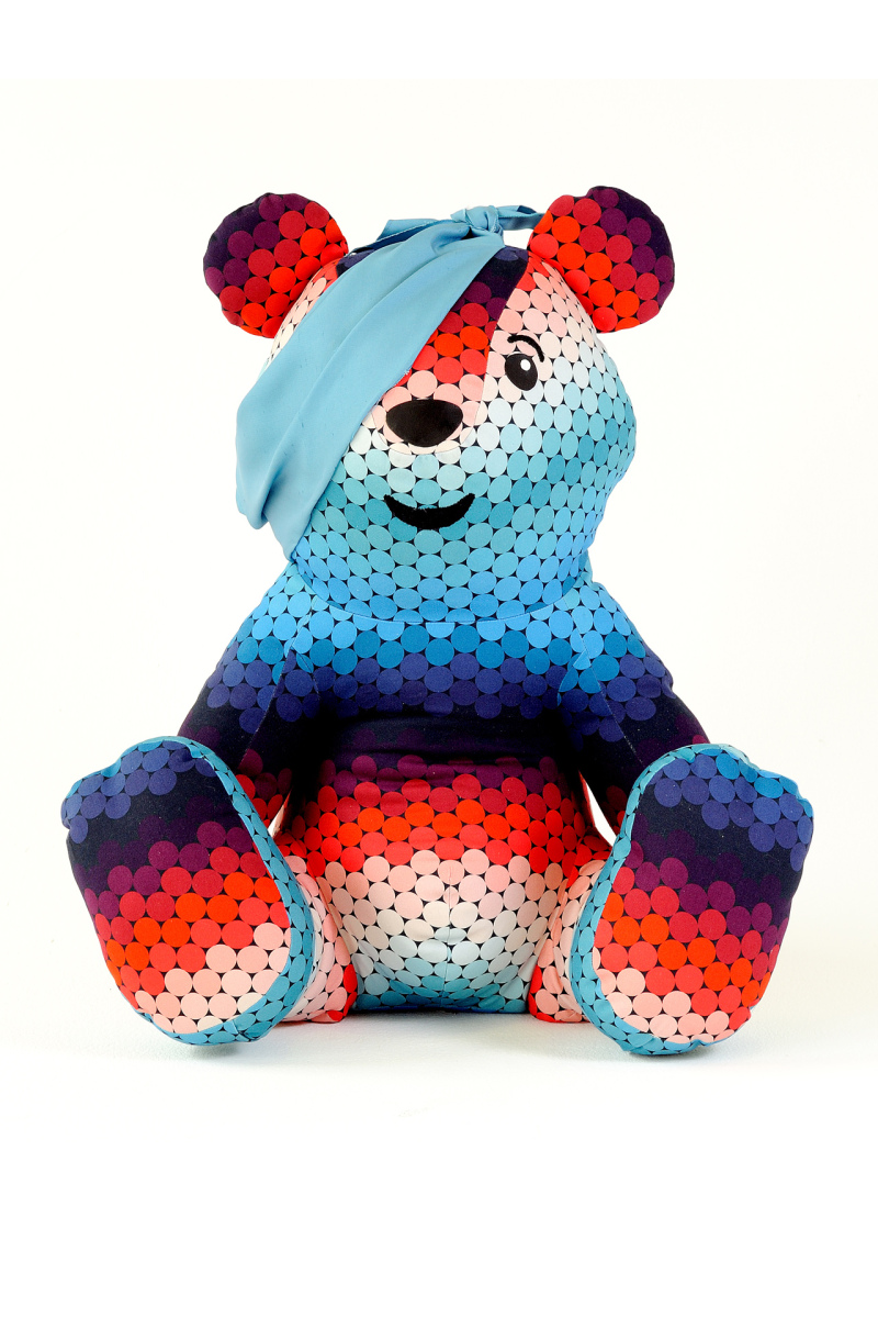 designer-pudsey-bear-chicquero-fashion-art-toy-jonathan-saunders.jpg