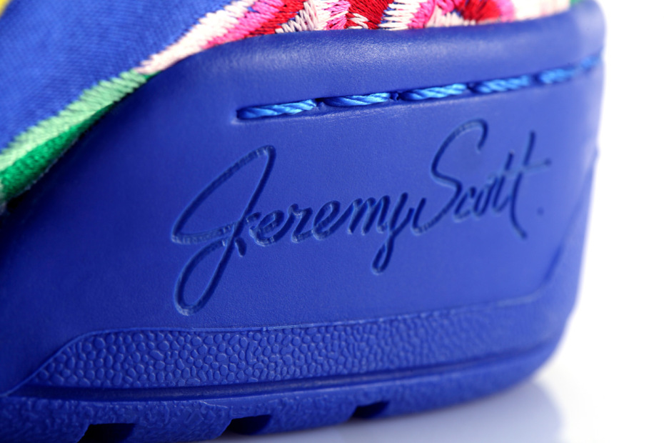 adidas-originals-by-jeremy-scott-2013-spring-summer-js-wings-special-edition-teaser-4.jpg