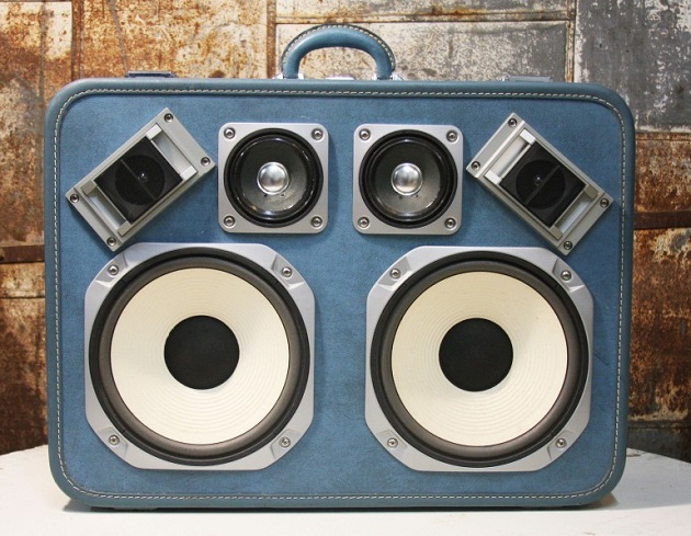 case-of-bass-vintage-suitcase-boombox-4.jpg