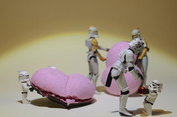star_wars_valentine_stormtroopers.jpg