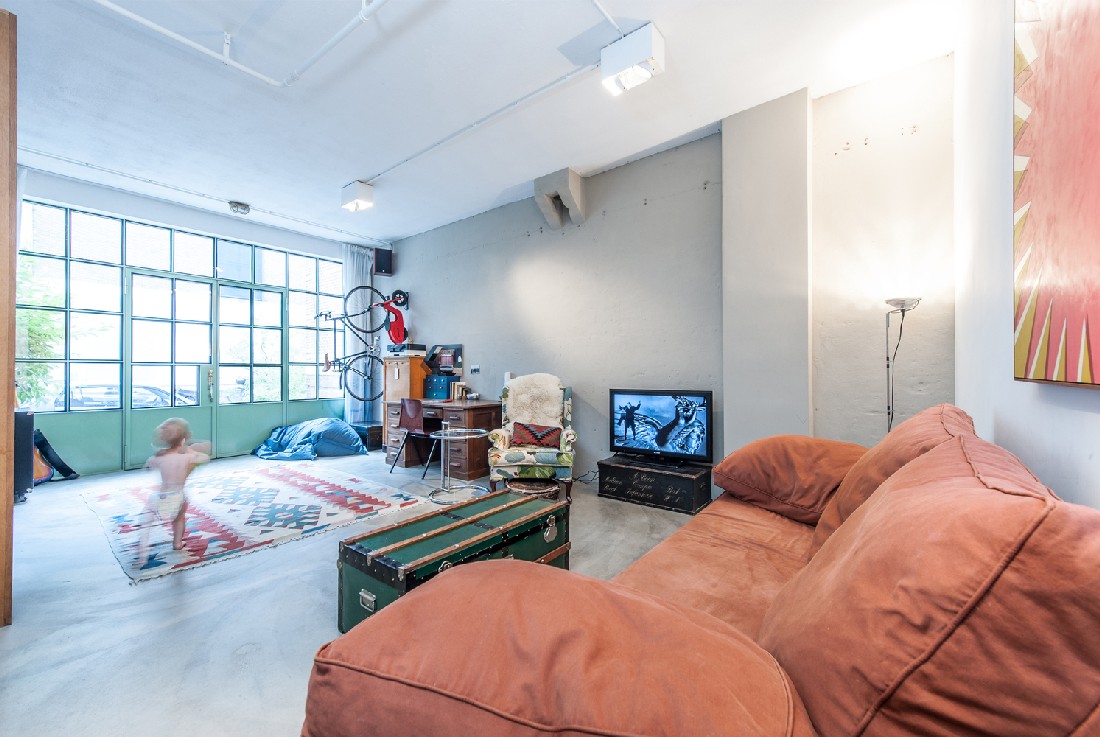 contemporary-apartment-3.jpg